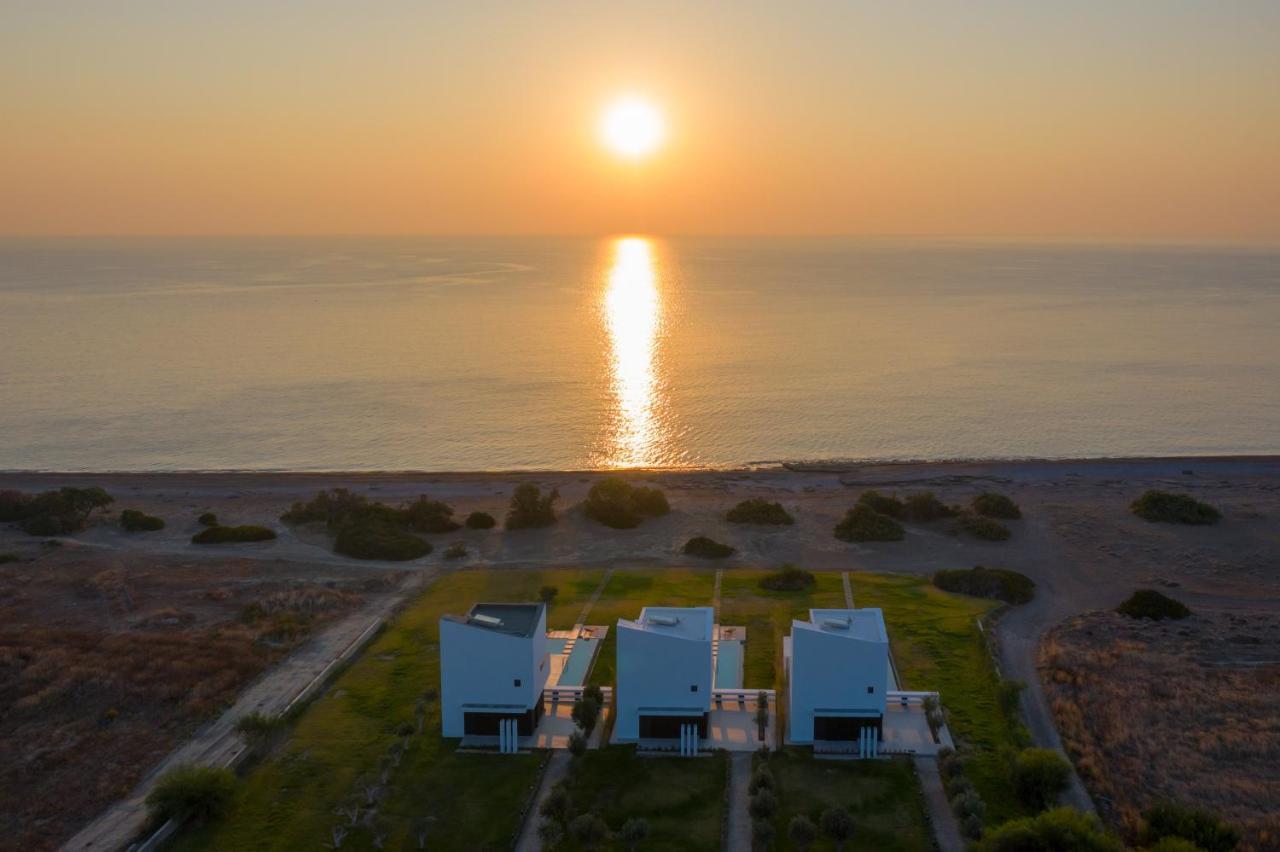 Albatross Beach Front Villas Gennadi Exterior foto
